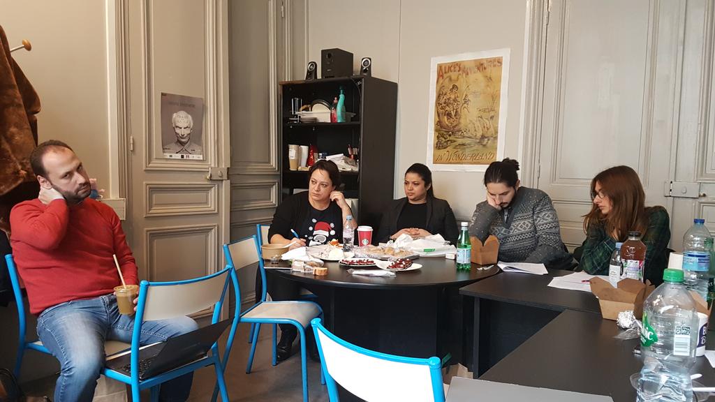 roreisfrance's tweet photo. Here we are in our last APM (Atelier Pensé Mangé) of 2018 at ISG, discussing the paper of @HichamSebti e Narjes. @isg_lab @CartonGuillaume @MehouachiC @Laura_dhont @juliaparigot @alice_audrezet @UteDubois @NajouaBoufaden https://t.co/Ck22kIJJlc