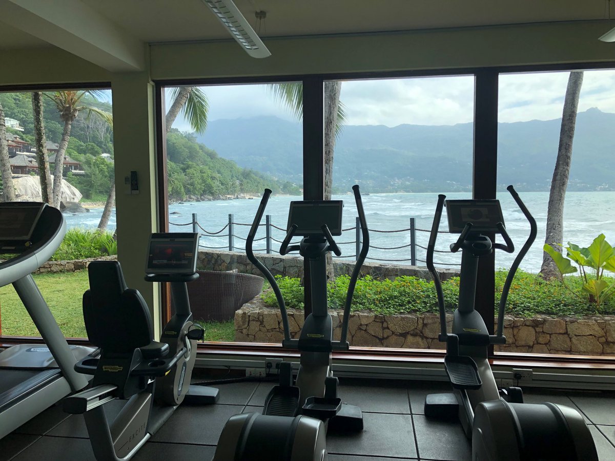 PaulEalesGolf tweet media