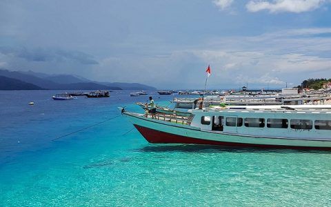 fare_machine's tweet photo. If you love adventure then Gili Islands, Lombok Indonesia (Divers Paradise) is perfect destination for you.
#Indonesia #GiliIslands 
https://t.co/VOCU7qLs0h https://t.co/pWAIaIvCMU