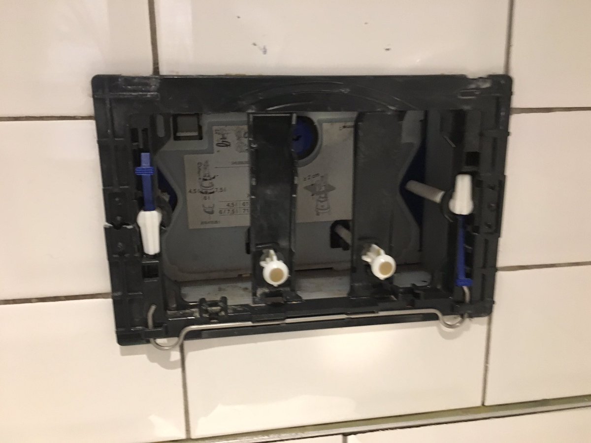 MikeBar60205172's tweet photo. @CostaCoffee state of the toilets in Costa Kirkstall Leeds, disabled toilet out of action three weeks! Remaining toilet has a broken tap (so no water) and a broken flush. #Costa #coffee #disabled https://t.co/zARhZwWOmM