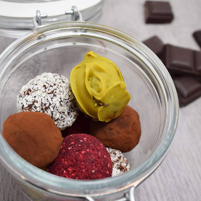 Have you tried these delicious vegan truffles?

Only available at Ethicoco's pop up shop in Fareham this week!

With four truly tempting flavours, these smooth chocolate truffles are a must for Christmas!

Orange &amp; Coconut, Raspberry, Coffee and Turmeric.

zpr.io/64an9