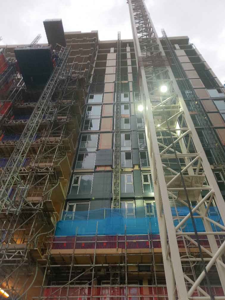QuestSolUK's tweet photo. Despite the gloomy weather in Manchester this morning our on-site team are in high spirits as we are making great progress on the North Elevation of @circlesquaremcr with @bandkbuild #QuestSol https://t.co/W4MAtO884T