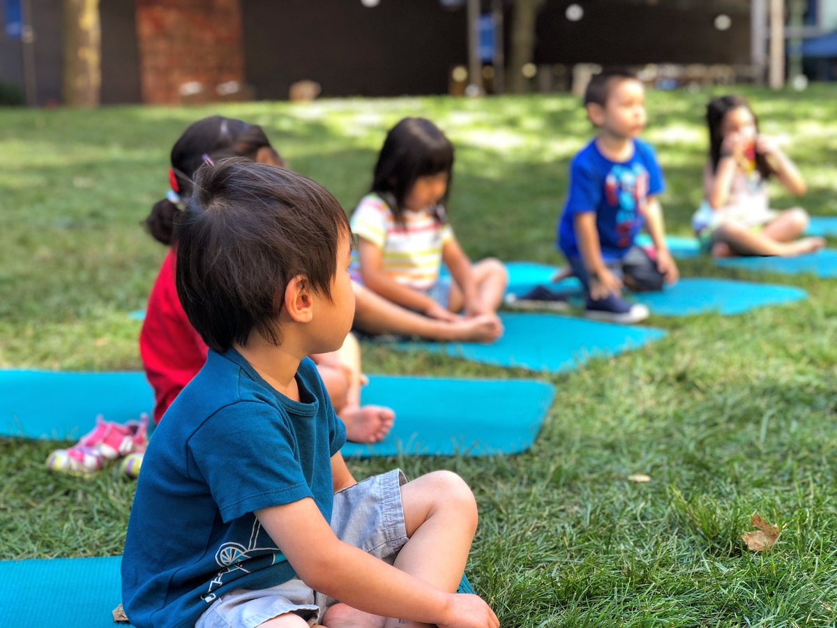 Looking forward to spring? We are - with GREAT classes in art, technology and athletics! Think LIU Brooklyn for your child: liu.edu/childrensacade…