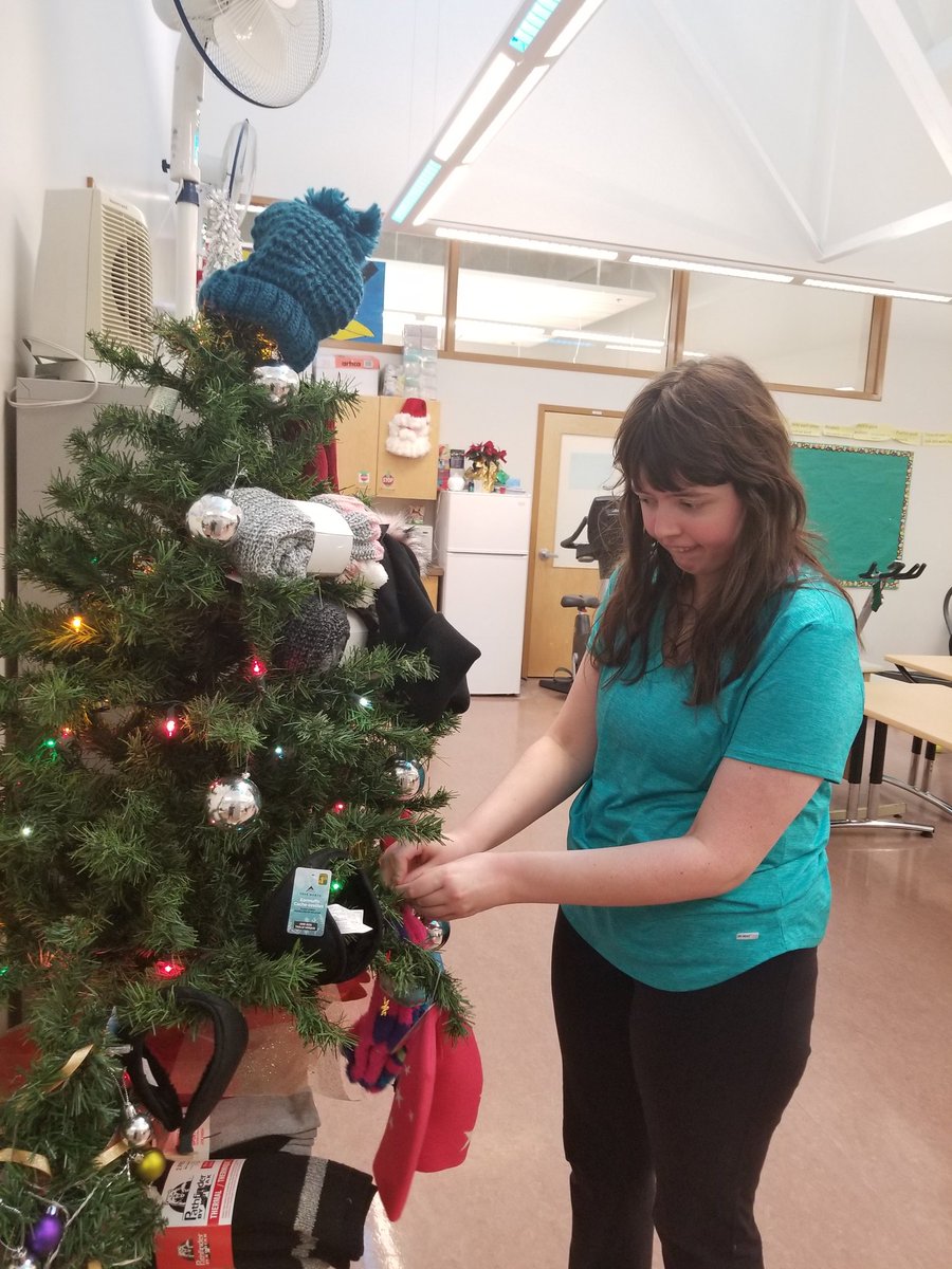 MCHSPlace's tweet photo. Thanks to Brayden &amp; Erynn for their donations to PLACE'S Giving Tree
#welovetogive
#Memorialcomp https://t.co/1VXTAgtkL3