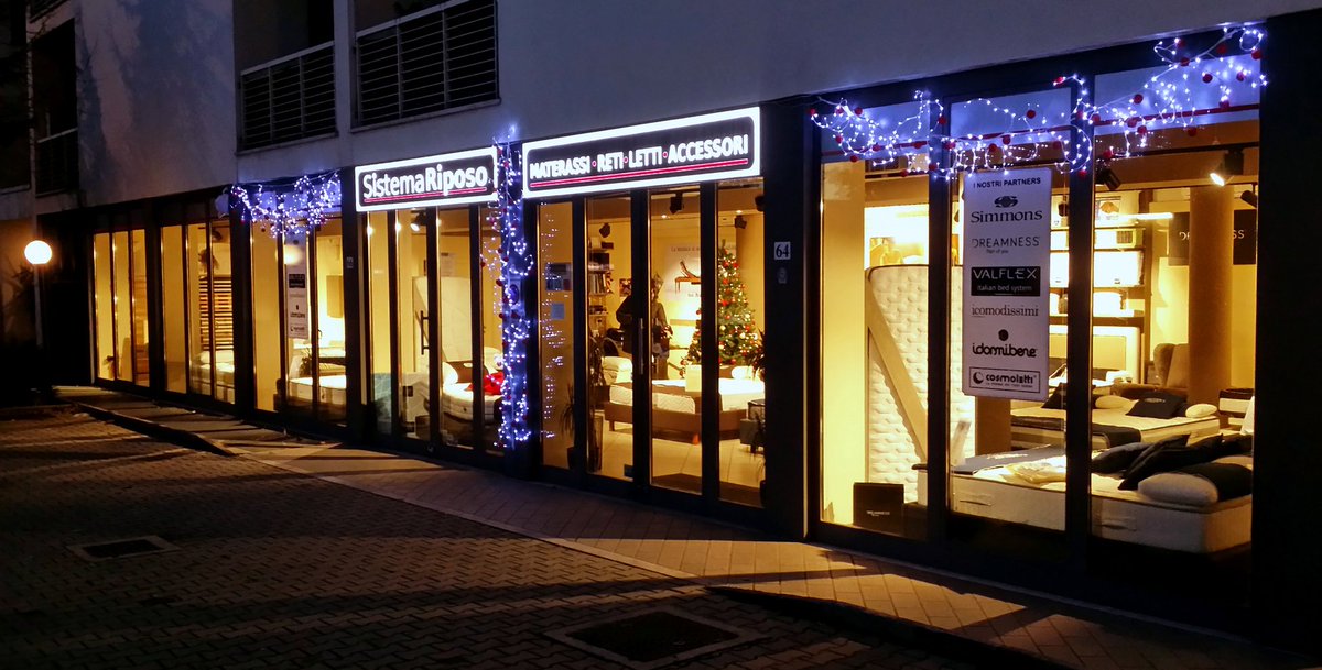 Sistemariposo's tweet photo. 🎅🎄🎅TANTI AUGURI DI BUONE FESTE DA #SISTEMARIPOSO #firenze #sestofiorentino
Scegli il tuo benessere
#materassi #reti #letti #guanciali #poltrone #complementi.

I NOSTRI PARTNERS: #SIMMONS #DREAMNESS #VALFLEX #DREAMNESS #ICOMODISSIMI #IDORMIBENE #NOIDELLANOTTE #COSMOLETTI. https://t.co/ffRaJ8sgfj