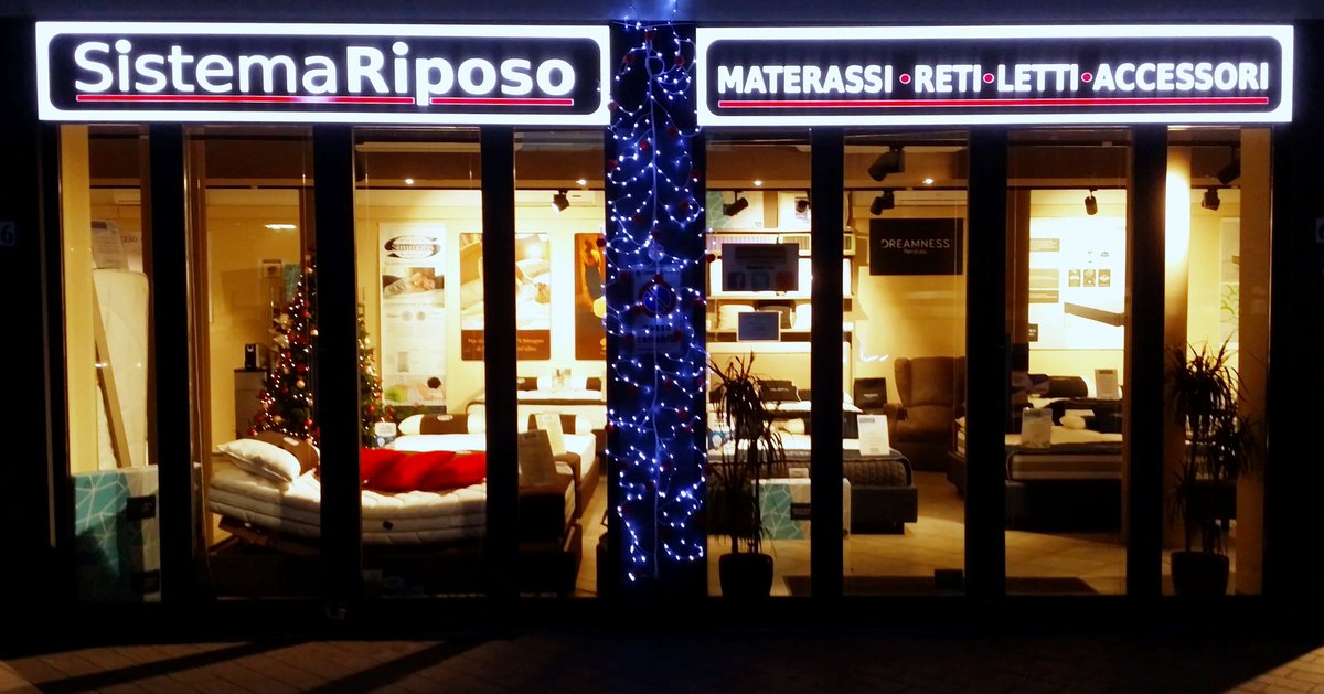 Sistemariposo's tweet photo. 🎅🎄🎅TANTI AUGURI DI BUONE FESTE DA #SISTEMARIPOSO #firenze #sestofiorentino
Scegli il tuo benessere
#materassi #reti #letti #guanciali #poltrone #complementi.

I NOSTRI PARTNERS: #SIMMONS #DREAMNESS #VALFLEX #DREAMNESS #ICOMODISSIMI #IDORMIBENE #NOIDELLANOTTE #COSMOLETTI. https://t.co/ffRaJ8sgfj