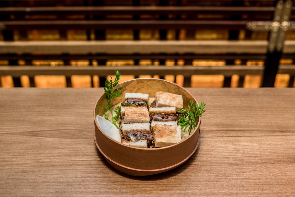 Mayfair restaurant launches £150 Christmas sandwich buff.ly/2EEnjfq #Tokimeite #Japaneserestaurant #YoshihiroMurata #wagyukatsusando #wagyu #sandovia @ESGoLondon