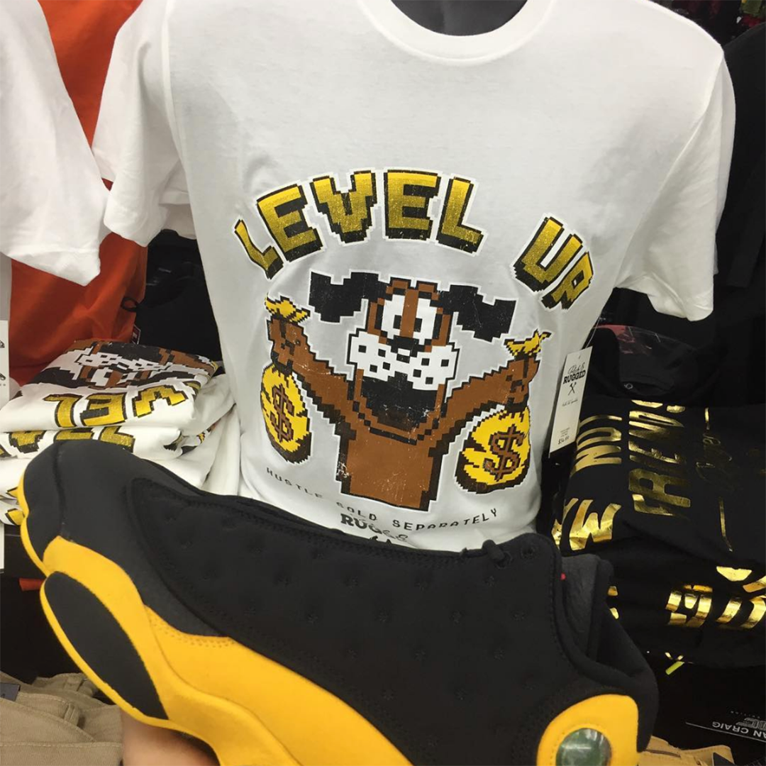 RichRugged's tweet photo. 'Level Up' X AJ 13 'Melo'
Go get it!
https://t.co/i4wAtTY90L
#Richrugged #richandrugged #levelup #moneybags #airjordan #xiii #melo #duckhunt #nintendo #streetwear #lifestyle #outfitoftheday #outfitsavant #mensfashion #nostalgia #blackcat #addictivehype #hype #loyalty #chrisfilly https://t.co/GjelmVzmPJ