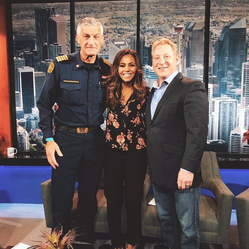 _JoelleOnAir's tweet photo. Thank you to @CGYFireFighters Chief Steve Dongworth and Foundation Pres. Mike Carter for coming to chat about #NYE plans! 

The Firefighters' Charity Gala looks to be an amazing time — you can get tickets at https://t.co/Yewaam7rbG! This year it's at @HotelArtsYYC. https://t.co/afEjmtRY2H