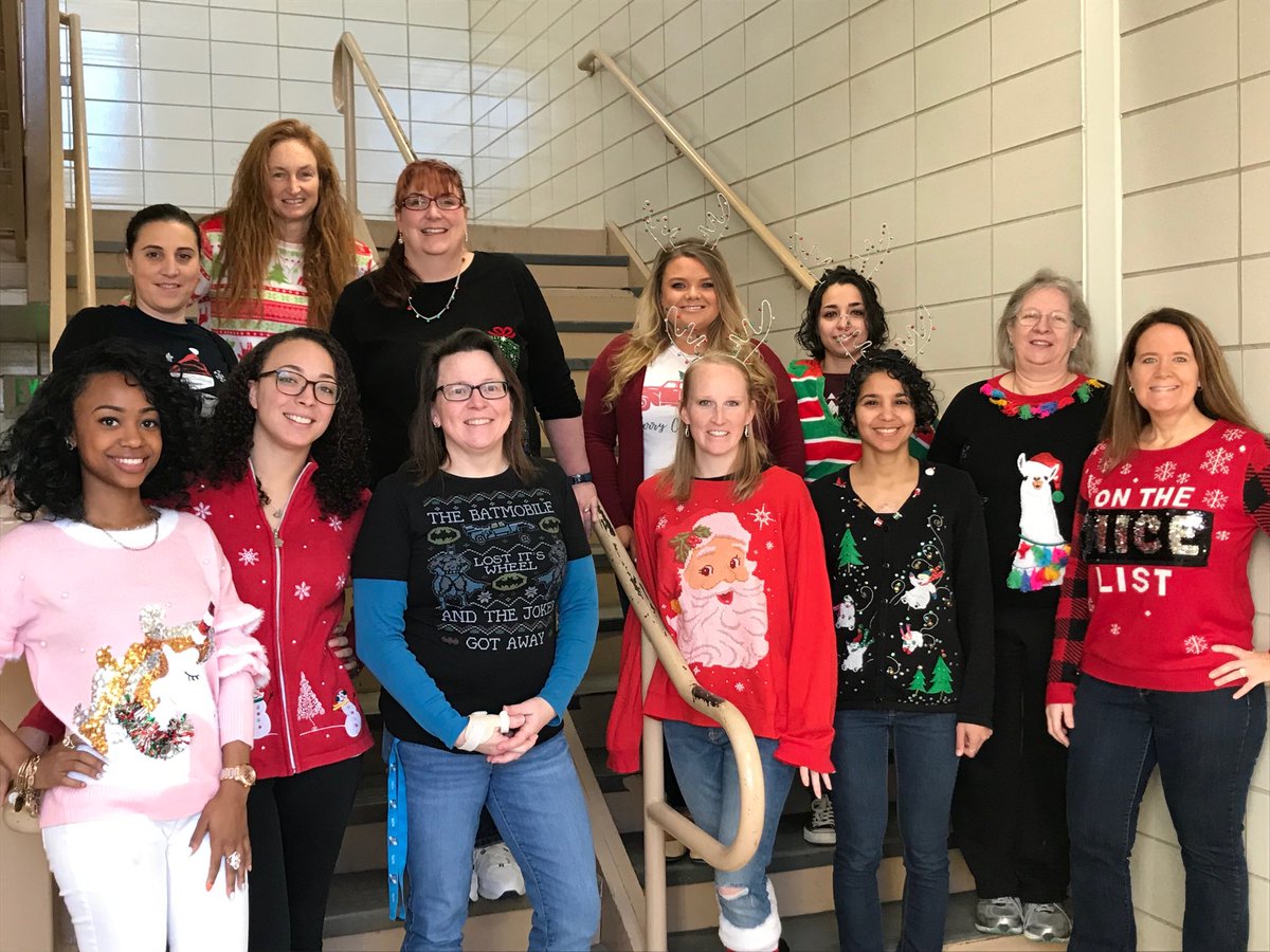 mrslindsaytweet's tweet image. #8gradeteam ⁦@phmsbcps⁩ showing our festive spirit #learnfun