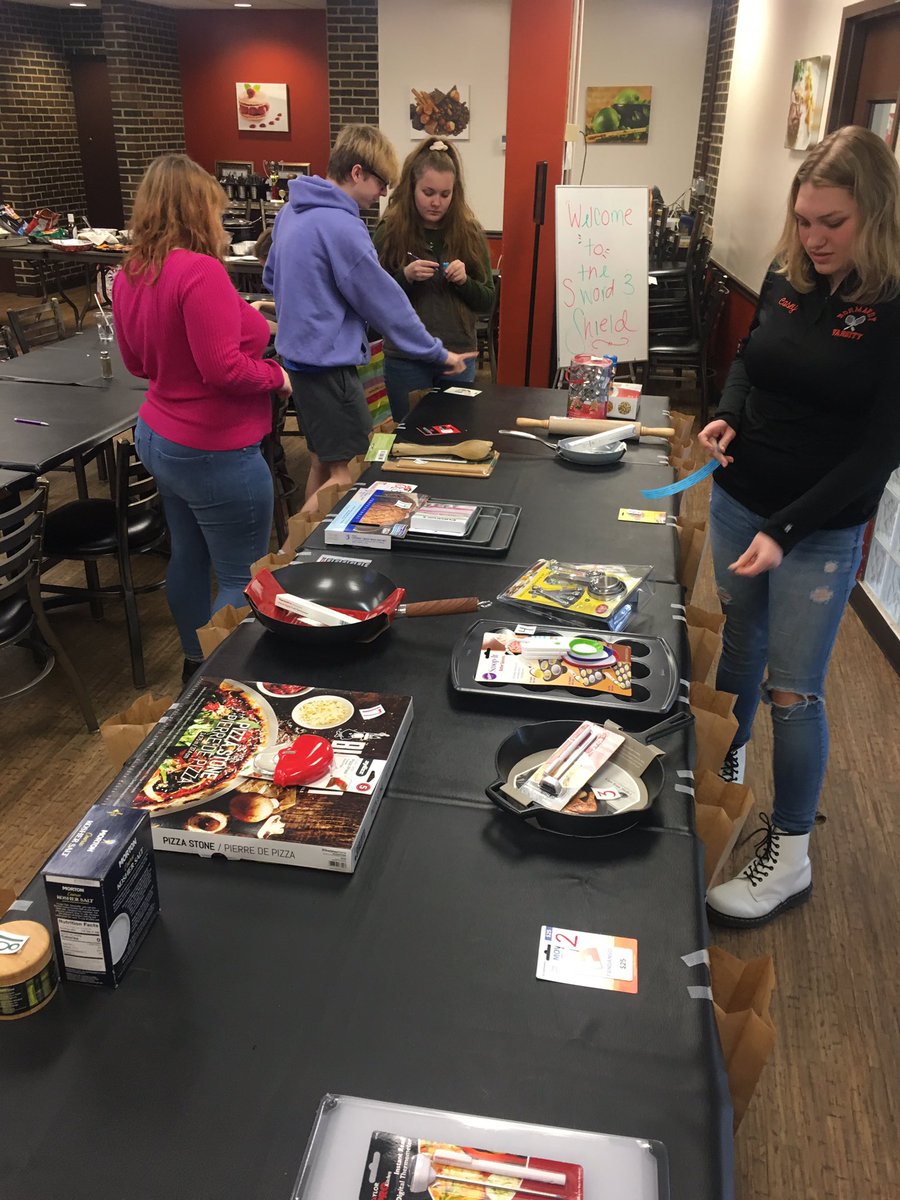 NHS_Sword's tweet photo. Celebrated our student’s hard work yesterday with out holiday potluck and raffle. #MadeinProStart #PCSDproud https://t.co/MqzFiiddct