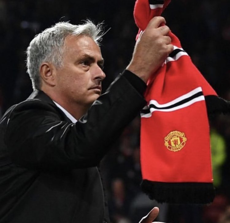 rachmufc7's tweet photo. Thank you José... For everything. I wish it could have worked out but it didn’t and it was time to put the club first before anything else. Manchester United needs to put football first! #GoodbyeJose @ManUtd https://t.co/QQIxzHCNRj