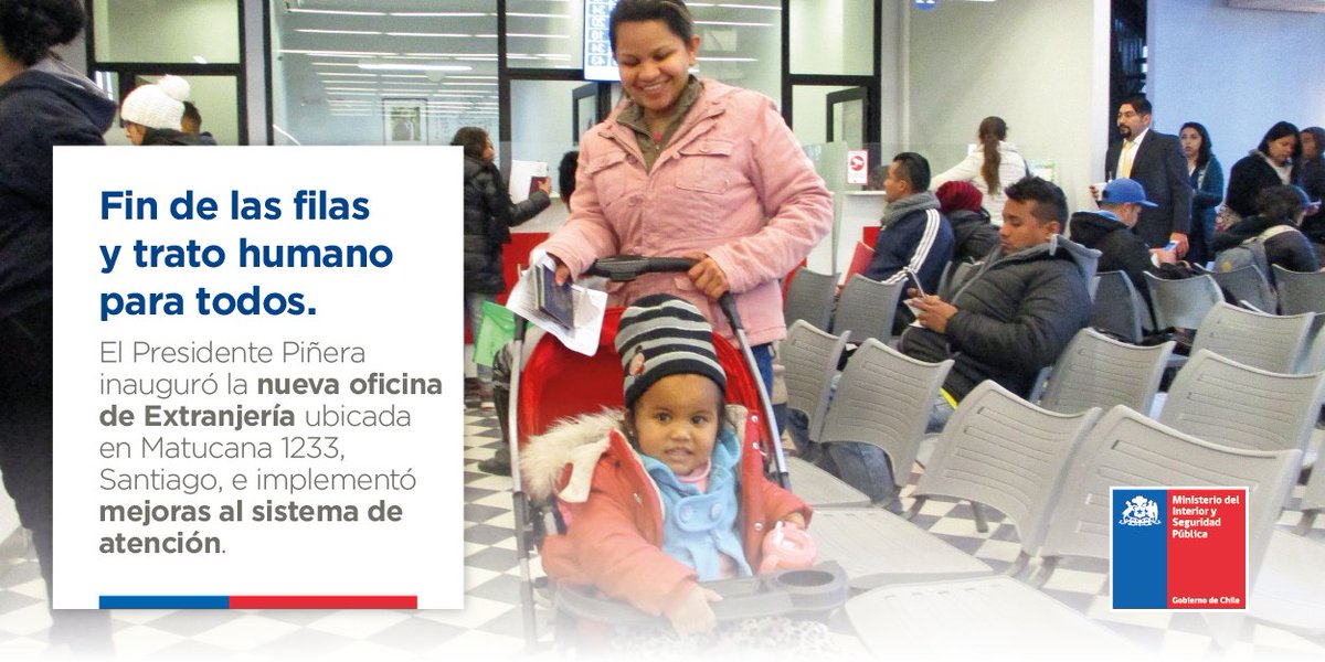 min_interior's tweet photo. 🔵El fin de las filas en las oficinas de atención a migrantes fue una exigencia del Pdte. @sebastianpinera porque merecen un trato digno. Un paso más hacia la #MigraciónOrdenada que nos protege a todos https://t.co/bHBzOtXM2O