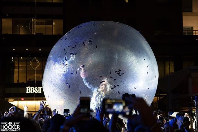 HockerPhoto's tweet photo. Everyone who is fortunate enough to shoot a Flaming Lips show gets that one photo of Wayne in the hamster ball. This is mine.

Flaming Lips | Hopscotch Music Festival | City Plaza | Raleigh, NC | 09.06.18

#flaminglips #waynecoyne #hopscotch #hopscotchmu… https://t.co/tM0eV7dVBn https://t.co/mINs8iLQym