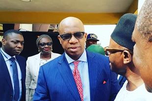 OfficialApcOgun's tweet photo. Prince Dr.Dapo Abiodun, MFR with his Deputy Engr
(Mrs.) Noimot Salako-Oyedele arriving the
venue of an Investment Forum organized by
Manufacturers Association of Nigeria, Ogun
State Branch.#DA4GOVERNOR #OgunNextLevel #Buildingourfuturetogether https://t.co/hIJgkGycLP