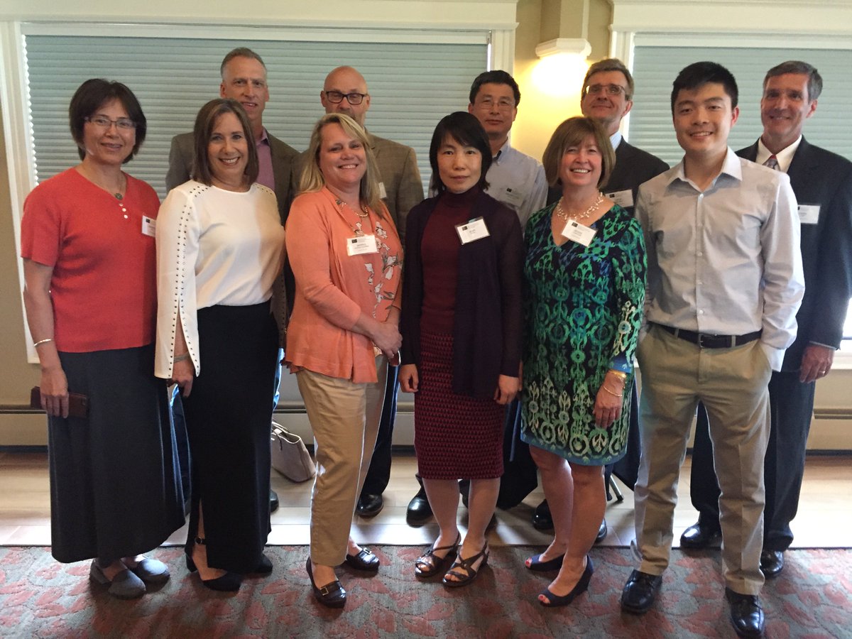 CarestreamJobs's tweet photo. #TBT to last June and the 2018 RIPLA Inventor of the Year in #ROC 
#OneCarestream #Innovation https://t.co/q8lJXiBxKn