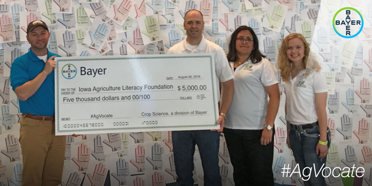 Bayer4CropsUS's tweet photo. One of our favorite memories from 2018 was supporting @IowaAgLiteracy Foundation at #FPS18! Thanks to all who showed up helped us #AgVocate! #2018Highlights https://t.co/0tkzUSPq7D