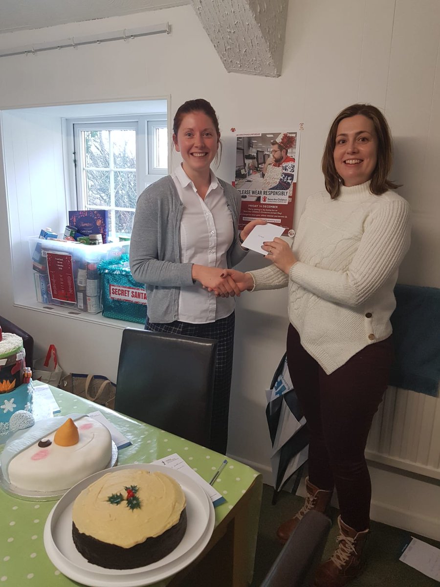 lhpaccountants's tweet photo. We have been getting into the festive spirit here at LHP with our Christmas Cake Competition. A big thank you to Nerys from @CacennauMoethus for coming to judge all our wonderful cakes! Congratulations to Shona for winning best taste and Cerith for winning best decorated 🍰🎄 https://t.co/TBfNrludRB