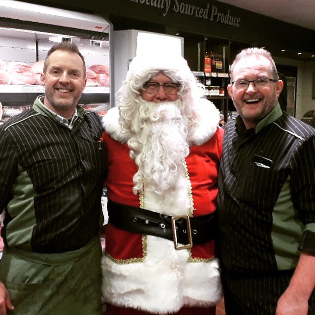 Ho ho ho!! 🎅🏻 Santa’s just been in to pick up a few Pork Pies for the elves and Mrs Claus. 

We’re amazed he found somewhere to park his sleigh in Crossgates!! 😂🎄🎁

#meetingsanta #santaclaus #whatanicebloke #santalovespies #properchristmasfood
