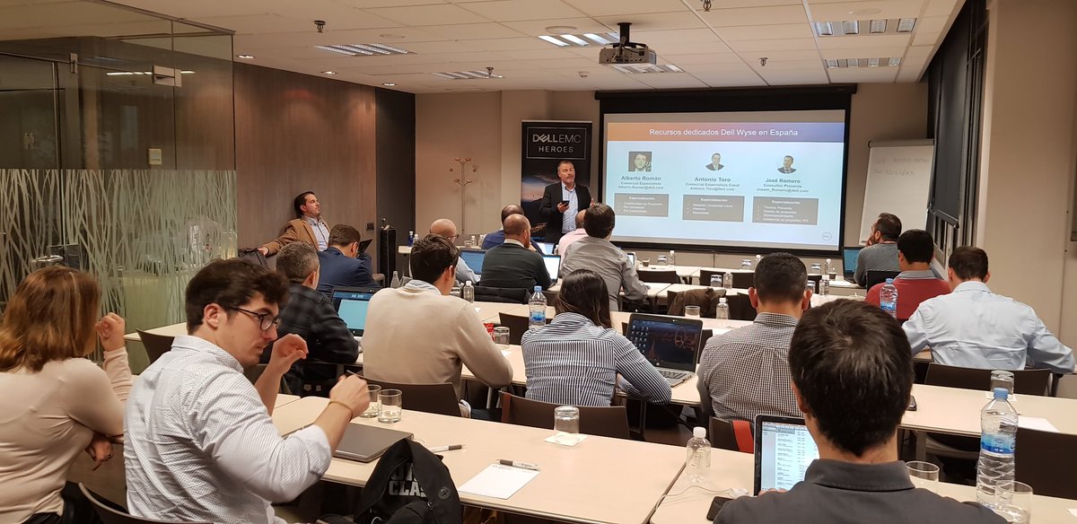 RicardCofino's tweet photo. Time to talk about #ReadySolutions. Jose Romero explain to our @DellEMCPartners the #VDI end-to-end scenario with our #portfolio. #DellEMCHeroes #Barcelona https://t.co/MEaGcKGf2Q