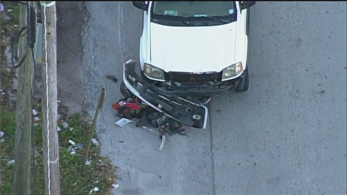 Motorcyclist in critical condition after hit-and-run crash in Miami bit.ly/2rJgzED?utm_so… https://t.co/szP6q1i4n6