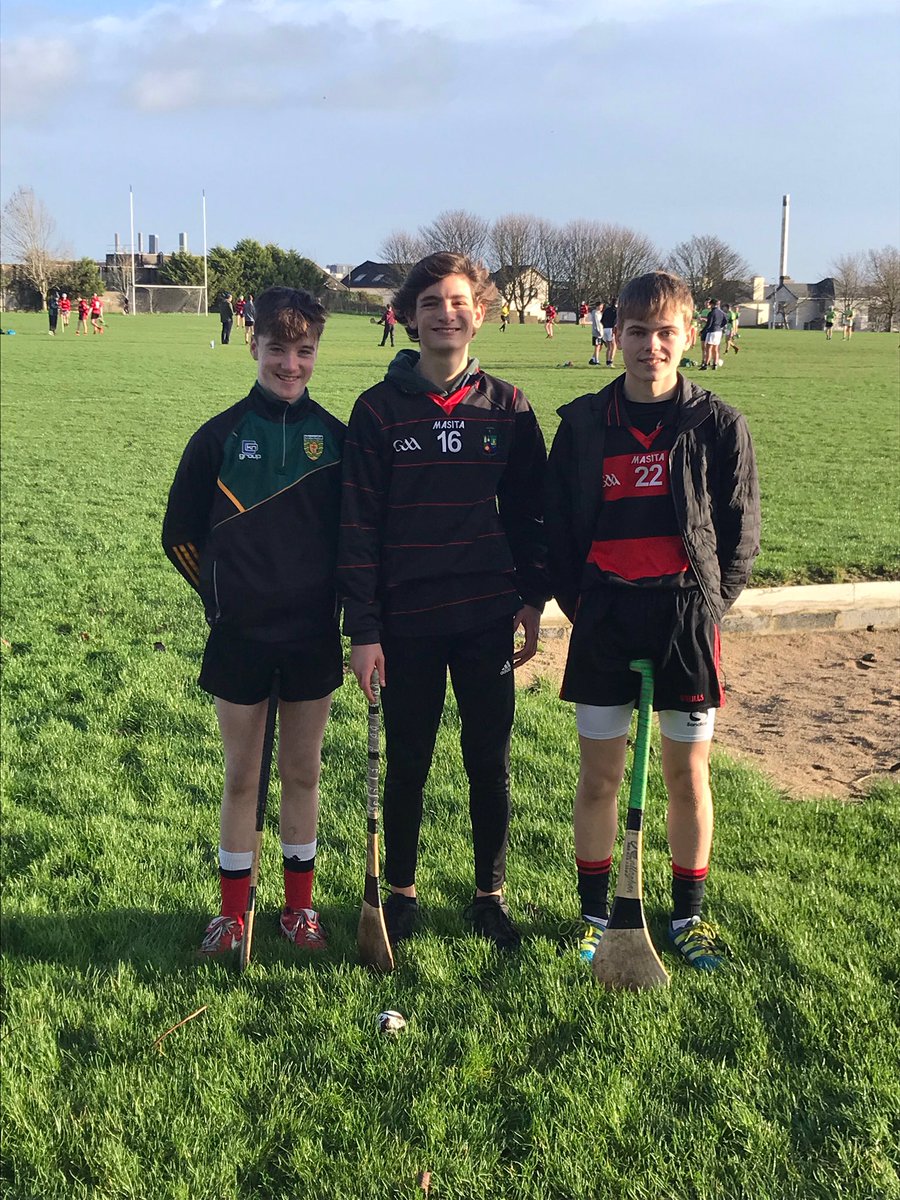 businessMarys's tweet photo. Great to see our #internationalstudents getting involved in #hurling v @colnacoirbe today⠀
#andeleandele #iomáint 🏑🏒⚾️ https://t.co/4TO3AuKp6Y