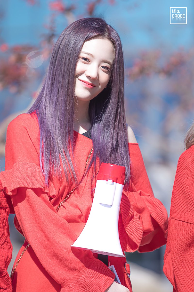 Mia_Croce's tweet photo. 181012 미니팬미팅 장규리
#프로미스나인 #fromis_9
#장규리 #Janggyuri https://t.co/bLqlX0xIJG