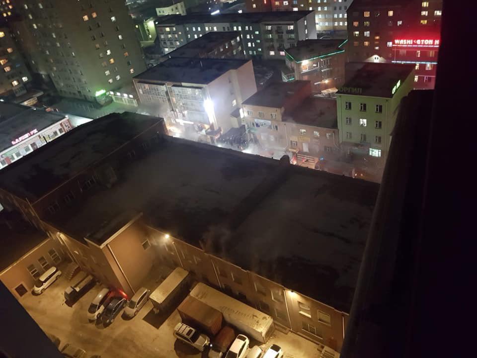 Баянзүрх зах шатаад бна