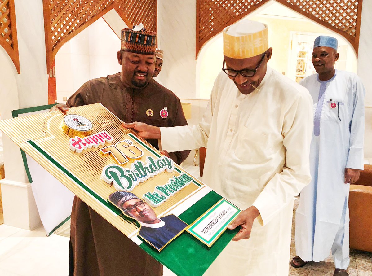 BashirAhmaad's tweet photo. Last night, Barr. @IsmaeelAhmedB (SSAP), presenting a Birthday Card to President @MBuhari on his 76th birthday, on behalf of the millions of beneficiaries of Social Investment Programme.
Mr. President appreciated the gesture deeply. #PMBAt76 https://t.co/qlwTxu5Cg9