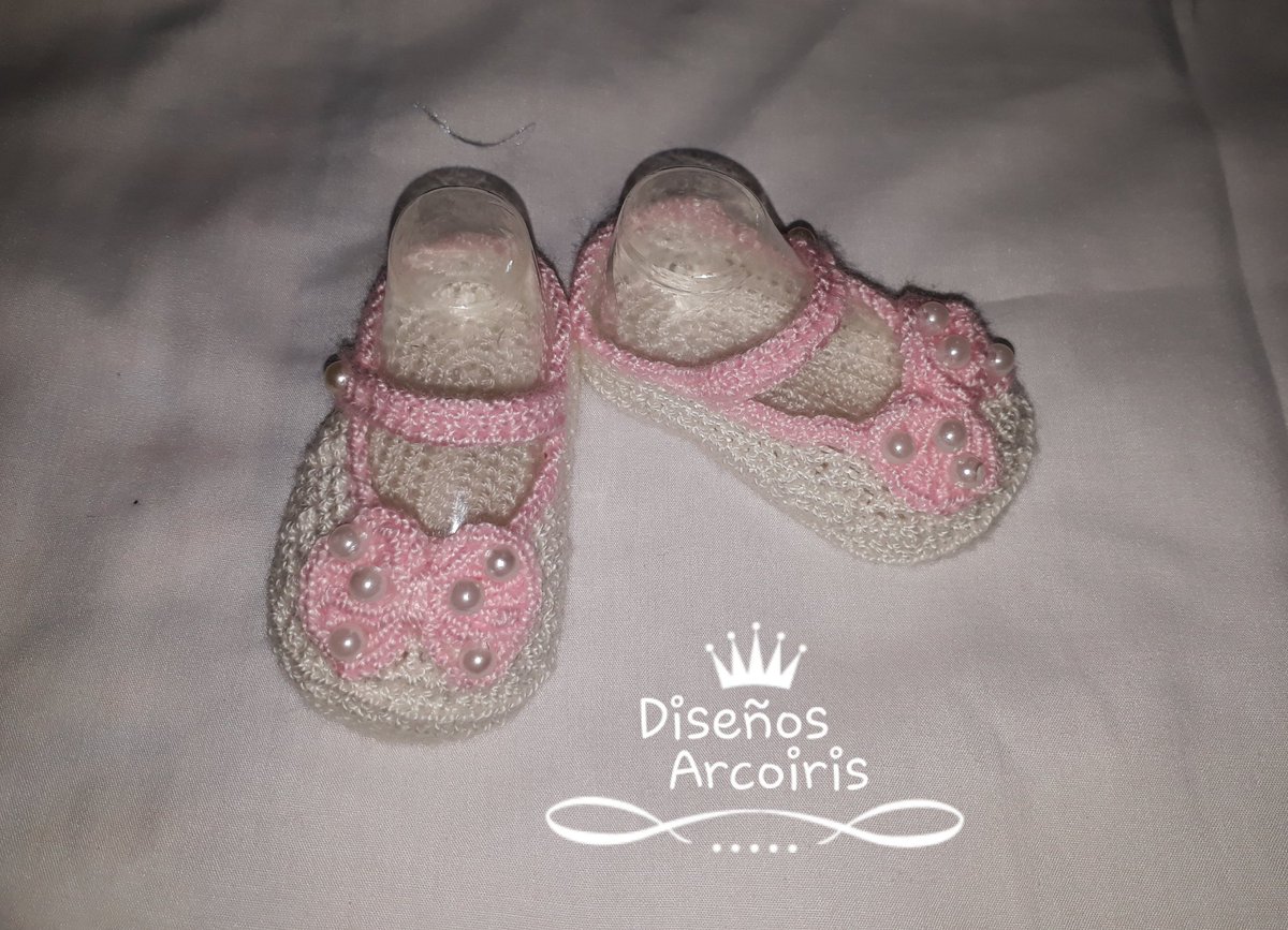 alejapastranat's tweet photo. Elaboro todo tipo de zapaticos, balacas y gorros en crochet. Para las princesas y principes de la casa. 
Envios a todo el pais. https://t.co/iaHex5PSYv