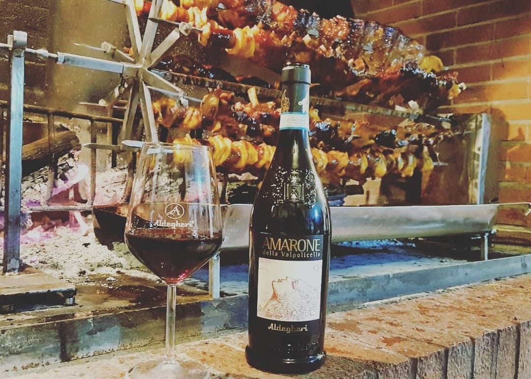 What's better than a great Amarone della Valpolicella Classico Riserva 2004 drunk in good company?

#wine #winetasting #winelover #valpolicella #redwine #instawines #AmaroneDellaValpolicella
#riserva2004 #amarone #winery #tasting #italy #veneto #skewer