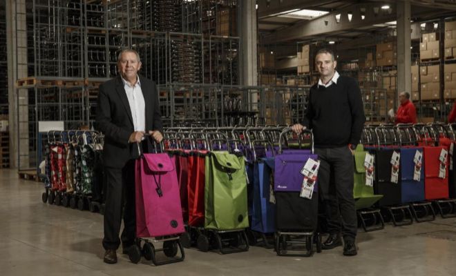 El mundo cuenta la historia de #rolser....más de 50 años fabricando y creando carros de la compra #itsarolser #partofyou #madeinspain

elmundo.es/comunidad-vale…