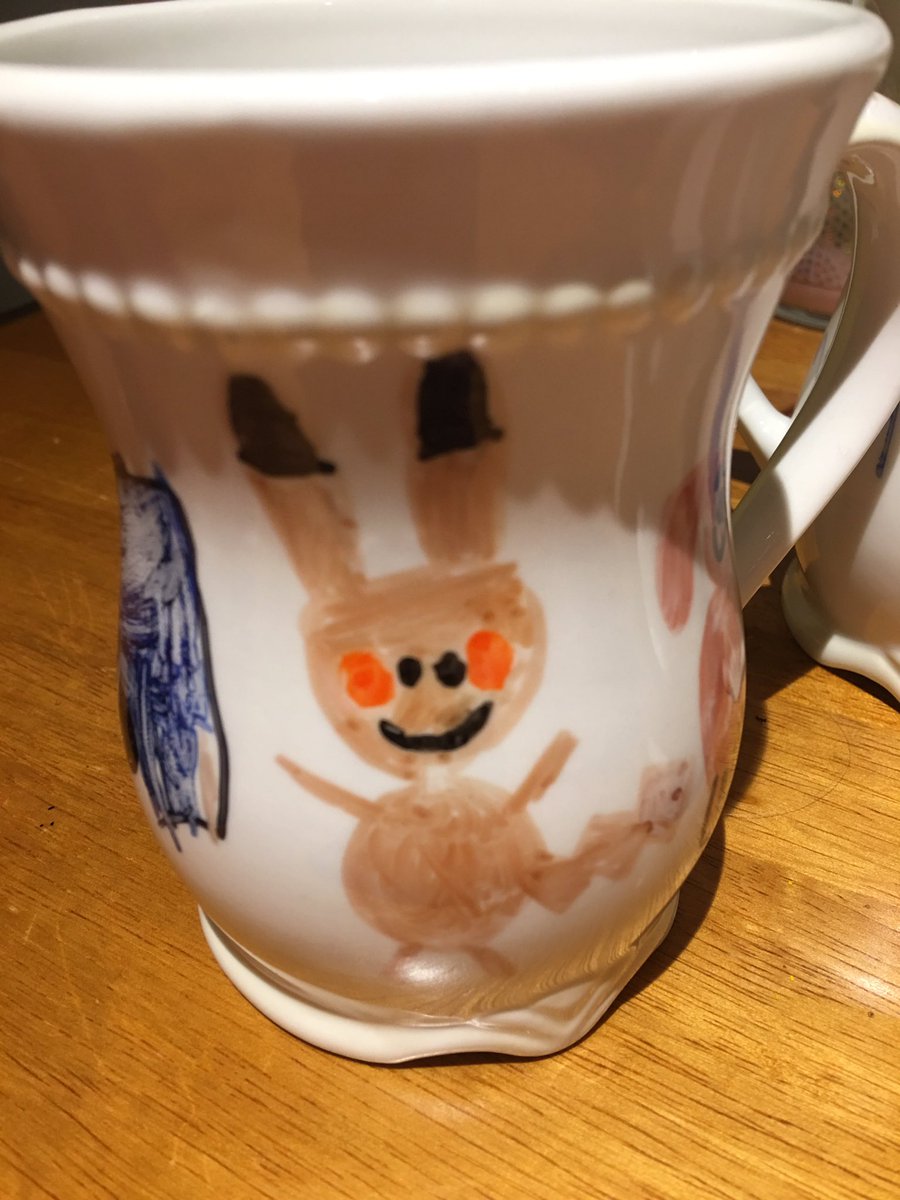Tepk3S's tweet photo. Helping our kids make memories for their family #KISDTeamSpEDP2P  #createandbake #wrapandsmile https://t.co/IrZbSewCJR