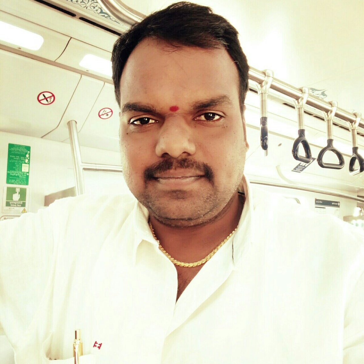 SNaveenGoud1's tweet photo. #NewProfilePic https://t.co/ngBXBi4Dys