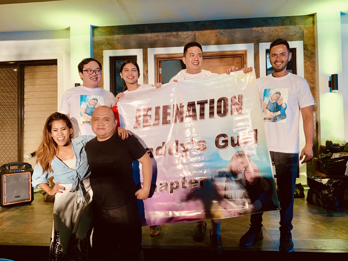 mainedcm's tweet image. NOW HAPPENING: JeJe Nation launch here at Daddy’s Gurl Christmas party! 💏 #JeJemons #proudadmin loool