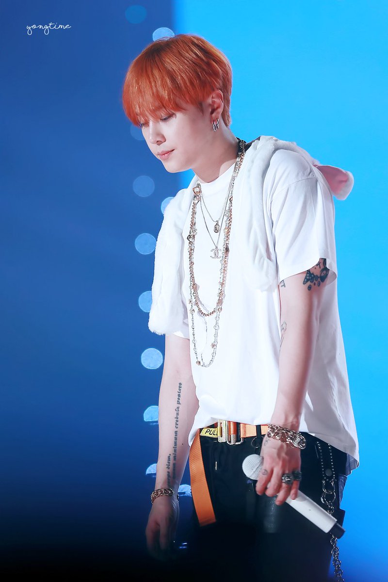 ❣️2018.12.19 HAPPY BIRTHDAY TO YOU❣️
올해 생일도 축하해줄 수 있어서 행복해요, 생일 축하해 우리의 따뜻한 겨울이 되어줘서 고마워❤️
#하이라이트 #용준형  #HappyJHday