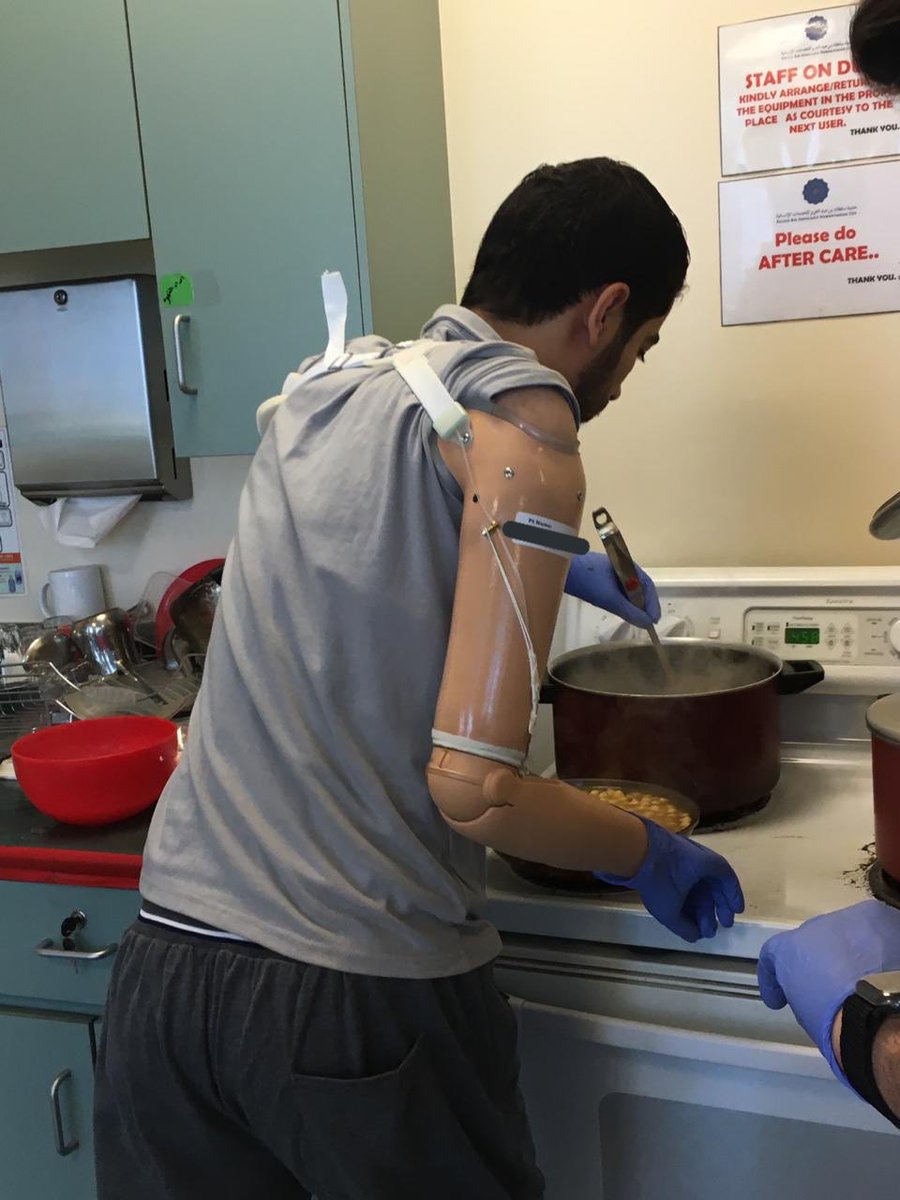 bufara7's tweet image. The greater the obstacle,the more glory in overcoming it. It was really unforgettable experience to cook for the first time(for both me and my patient 😅)he's bilateral upper and below knee amputee.Basically this is what we do helping people to help themselves😌🙌🏻 
@Sultan_City