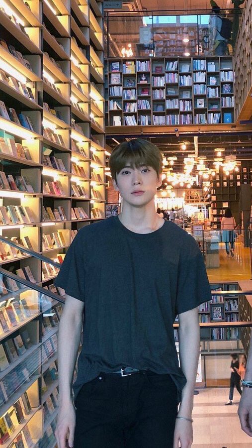 zensedayz's tweet photo. ชอบผช.ใส่เสื้อยืดธรรมดาๆค่ะ https://t.co/oP3qlG6jPM
