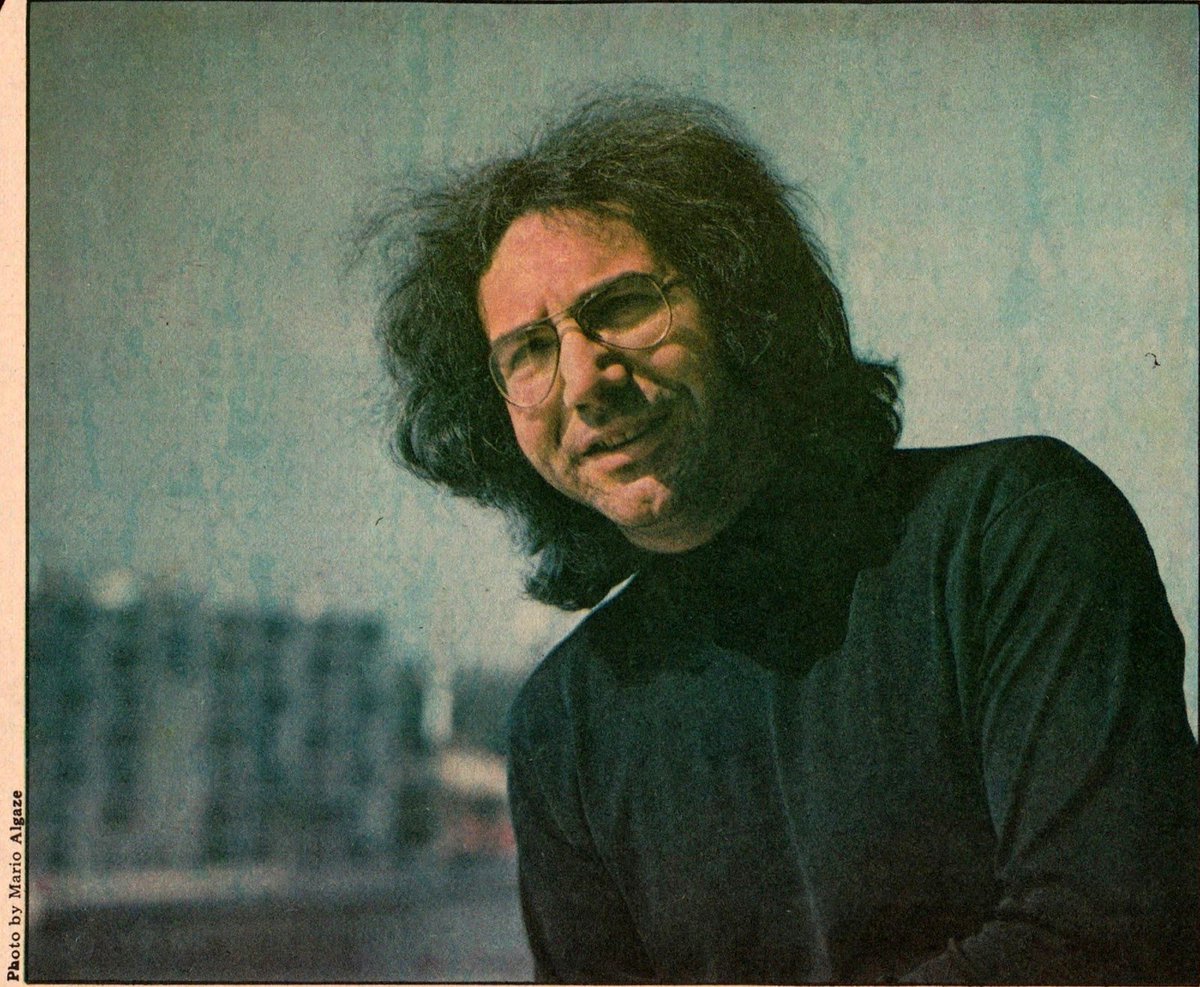 45 years ago today: The Grateful Dead in Miami, with Donna Jean Godchaux on maternity leave. The last "Dark Star" of 1973. Audio: archive.org/details/gd1973…