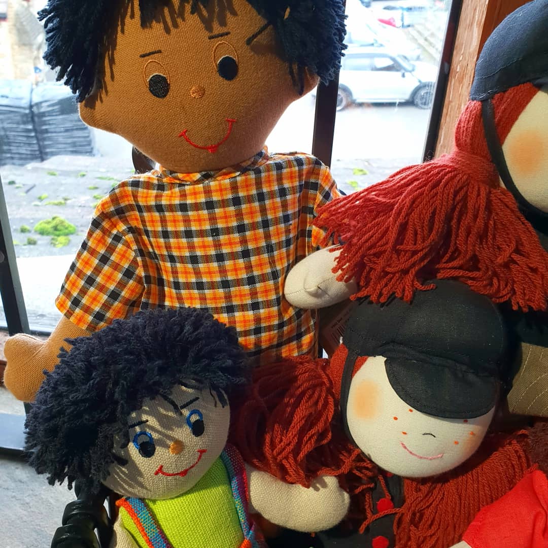 Patchwork_Pig's tweet photo. Fair Trade!! These lovely fair trade dolls are such good quality and would make a lovely gift from only £9.99  😊 #fairtrade #ragdolls #christmas #birthday #giftideas https://t.co/IWEHnnGZ0o https://t.co/ZyopP8VfNG