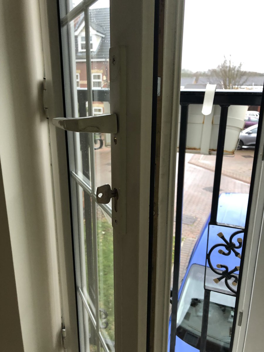 Cd Locksmith On Twitter Two New Sash Locks Replaced Today