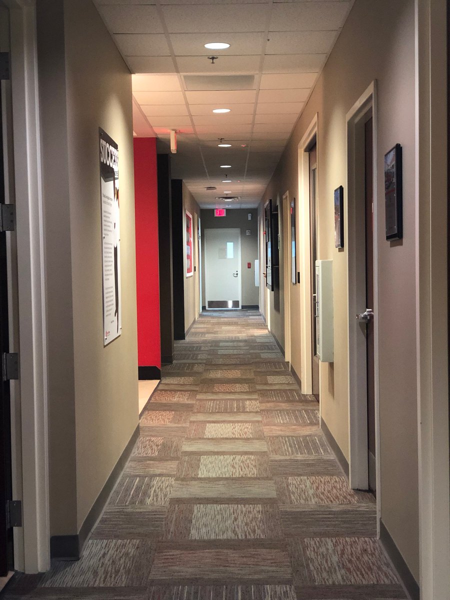 CityCollegeORL's tweet photo. Our hallways are empty and quiet without our students. We hope everyone has a great break, see you January 7th!

#mycitycollege #citycollegeORL #breaktime #wemissourstudents https://t.co/4dhuX0v4Tn