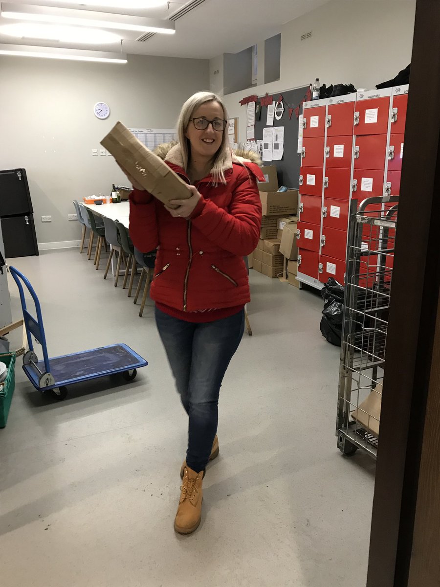 2 of 2 Fantastic day today helping out <a href="/PassageCharity/">The Passage Charity</a> with their annual Christmas dinner. #U1Strong