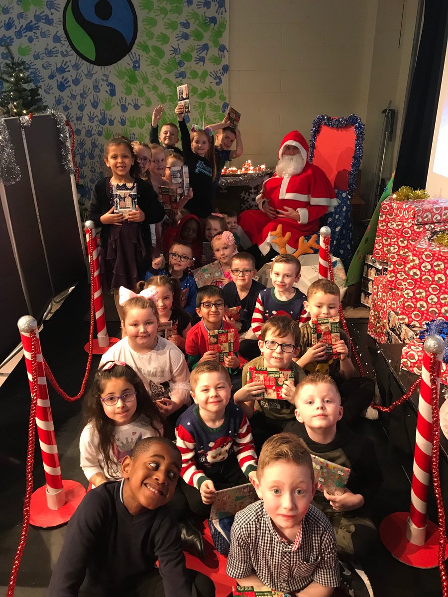 StBernardsPS's tweet photo. Our special visitor arrived this afternoon!!! We were all delighted to have a visit from Santa!! ๐
๐ปโค๏ธ๐๐ #classparties #presents #singing #dancing https://t.co/6XwQYJSCH0