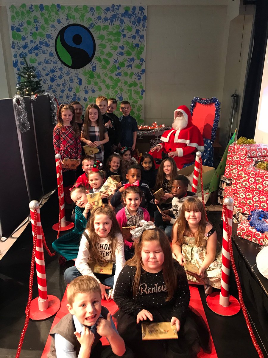 StBernardsPS's tweet photo. Our special visitor arrived this afternoon!!! We were all delighted to have a visit from Santa!! ๐
๐ปโค๏ธ๐๐ #classparties #presents #singing #dancing https://t.co/6XwQYJSCH0