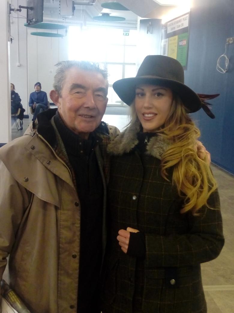 JoeSeward1's tweet photo. The Golden Couple Of Irish Racing pictured here @NaasRacecourse today ..
The lovely #TinaMcCarthy of #JimDesmondBookmakers and #LittleBilly #TeamSnell swap notes on the Bumper and swap Xmas Presents too 
No wonder they say #ComeRacing 
#GoRacing 
#Horse_Racing_Betting 
#Naas https://t.co/yPlfmO5wiv