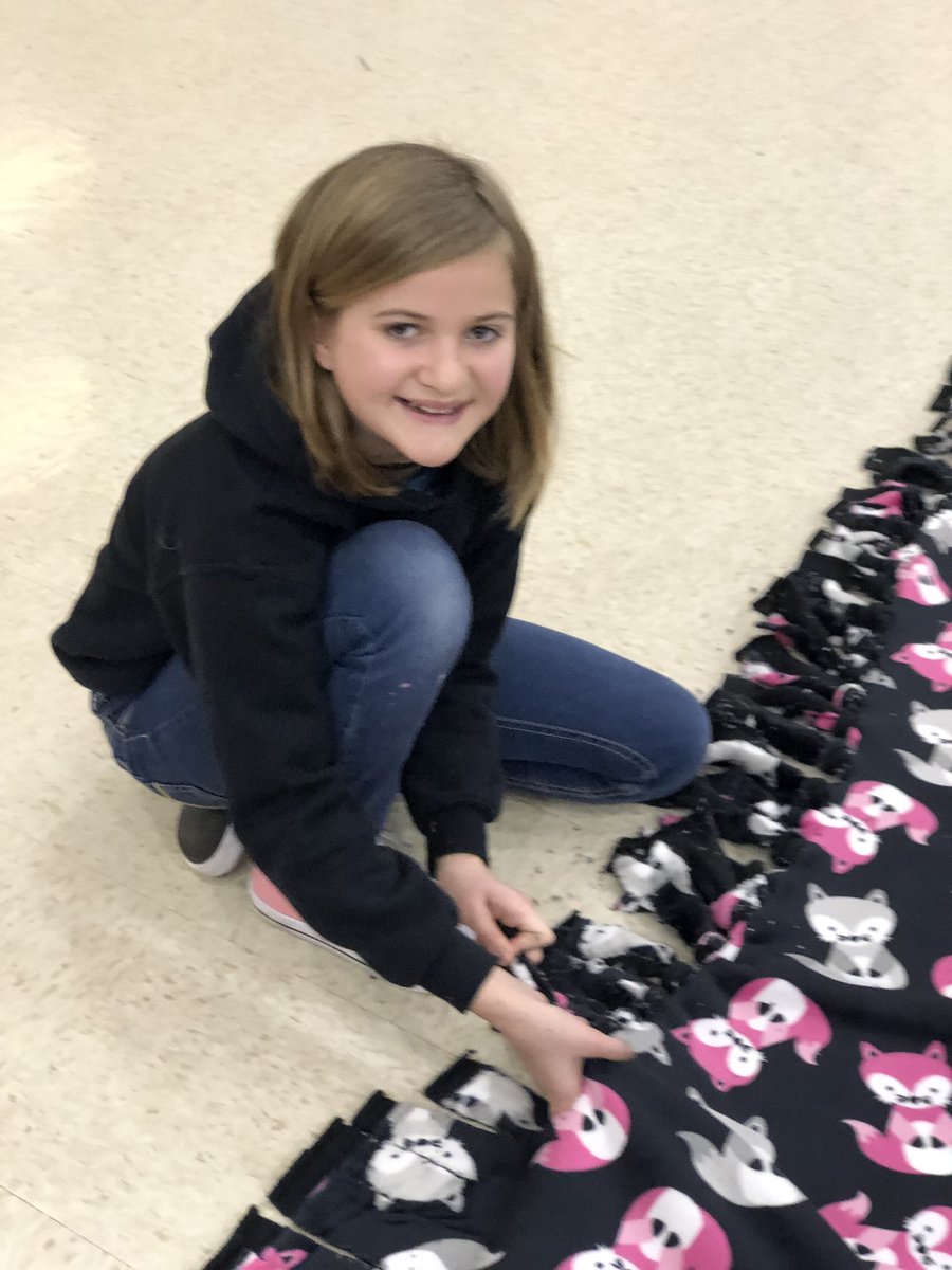 tiffani_pettit's tweet photo. So much fun this morning! #soarinstation5 #tscschools https://t.co/n5wwFwiTsT