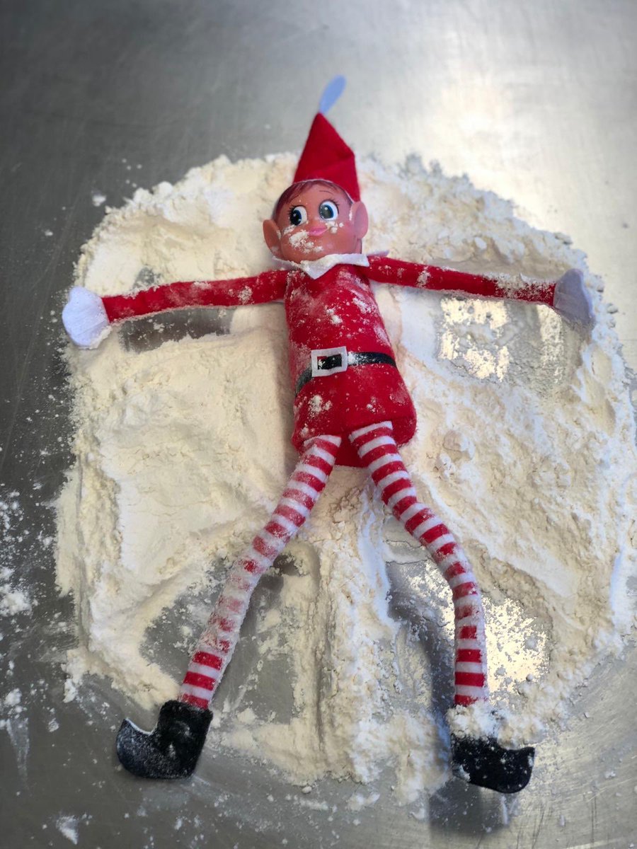 BalmoralW's tweet photo. Do you think we will be making snow angels this Christmas? Certainly feels cold enough! #Christmas2018 #snow #warrenpoint #7daystogo https://t.co/p2ETlbWDaD