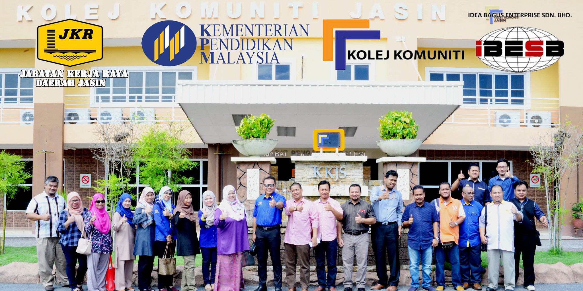 Jkr Malaysia On Twitter Penyerahan Projek Pembaikan Kolej Komuniti Jasin Projek Bernilai Rm 1 6 Juta Amp Disiapkan Awal Dari Jadual Twitter