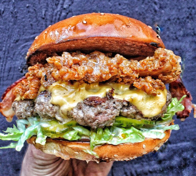 FatWeemsy's tweet photo. Choose wisely... 🤔 #fatweemsy #cholesterol #healthyfoodsucks https://t.co/dY5wjomQpJ